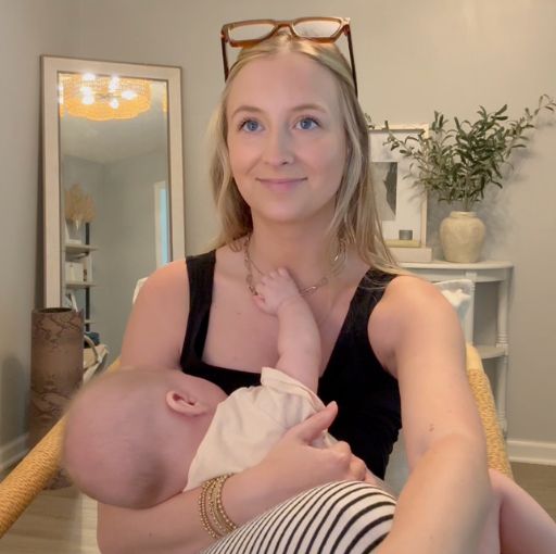 How To Transition From Breastfeeding To Pumping For Work